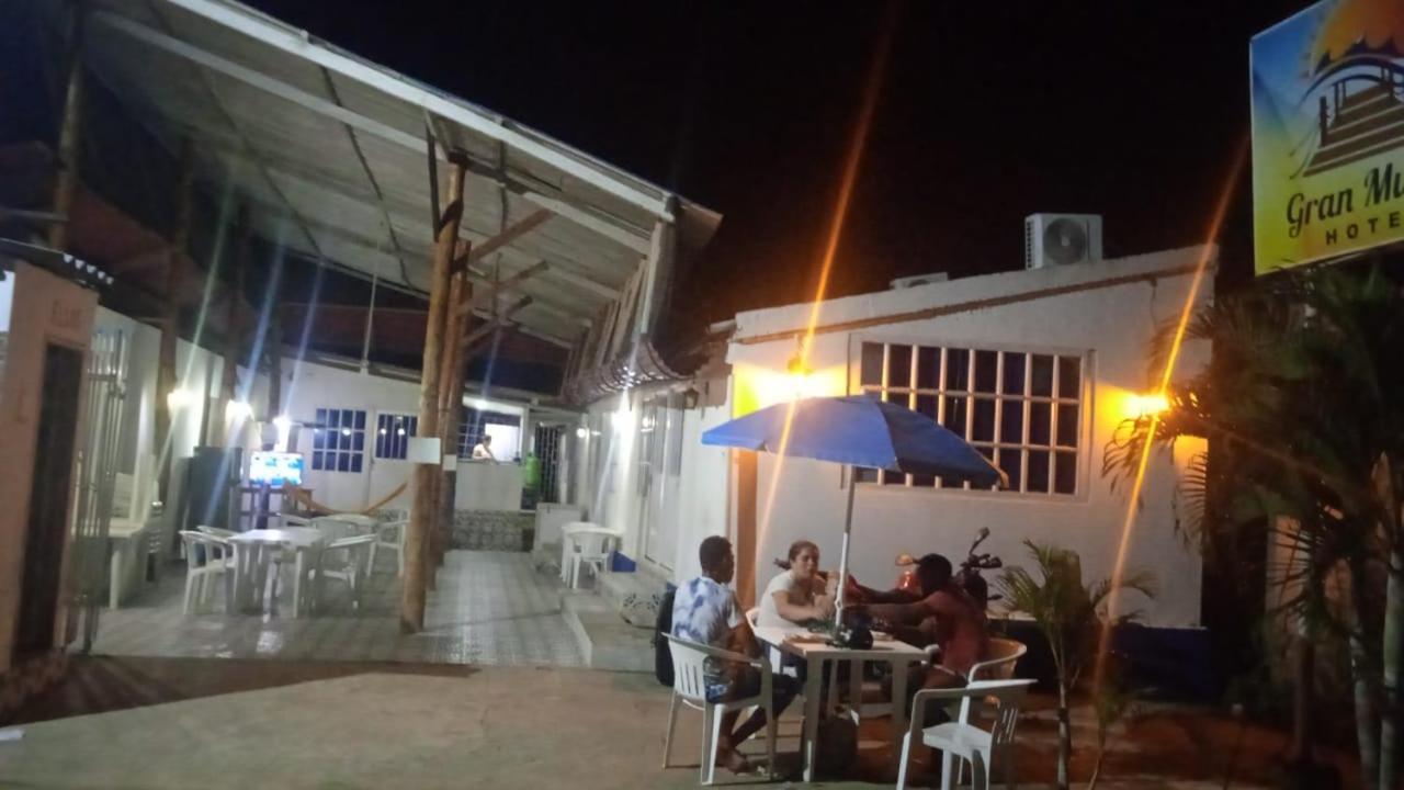 Gran Muelle Hotel 圣贝尔纳多德尔比恩托 外观 照片